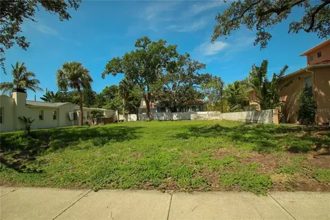 424 Channel Drive Tampa FL 33606