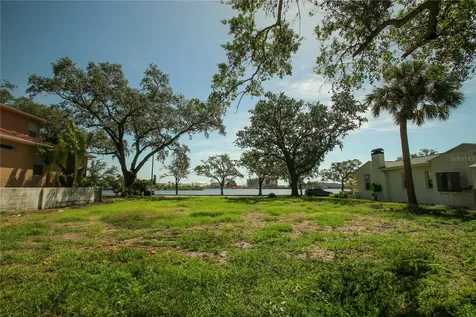 424 Channel Drive Tampa FL 33606