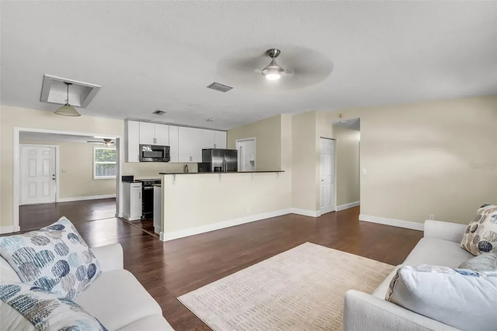 405 SW 77th Avenue North Lauderdale FL 33068