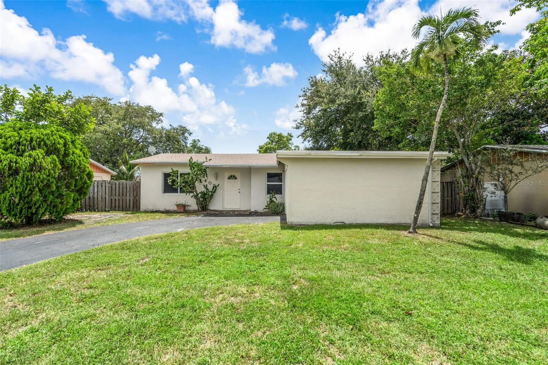 405 SW 77th Avenue North Lauderdale FL 33068