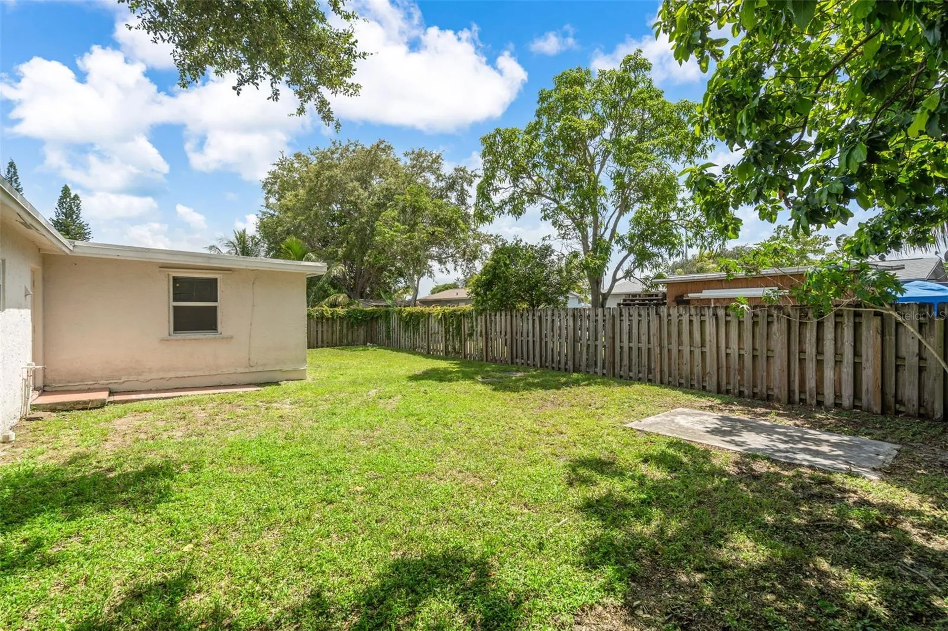 405 SW 77th Avenue North Lauderdale FL 33068