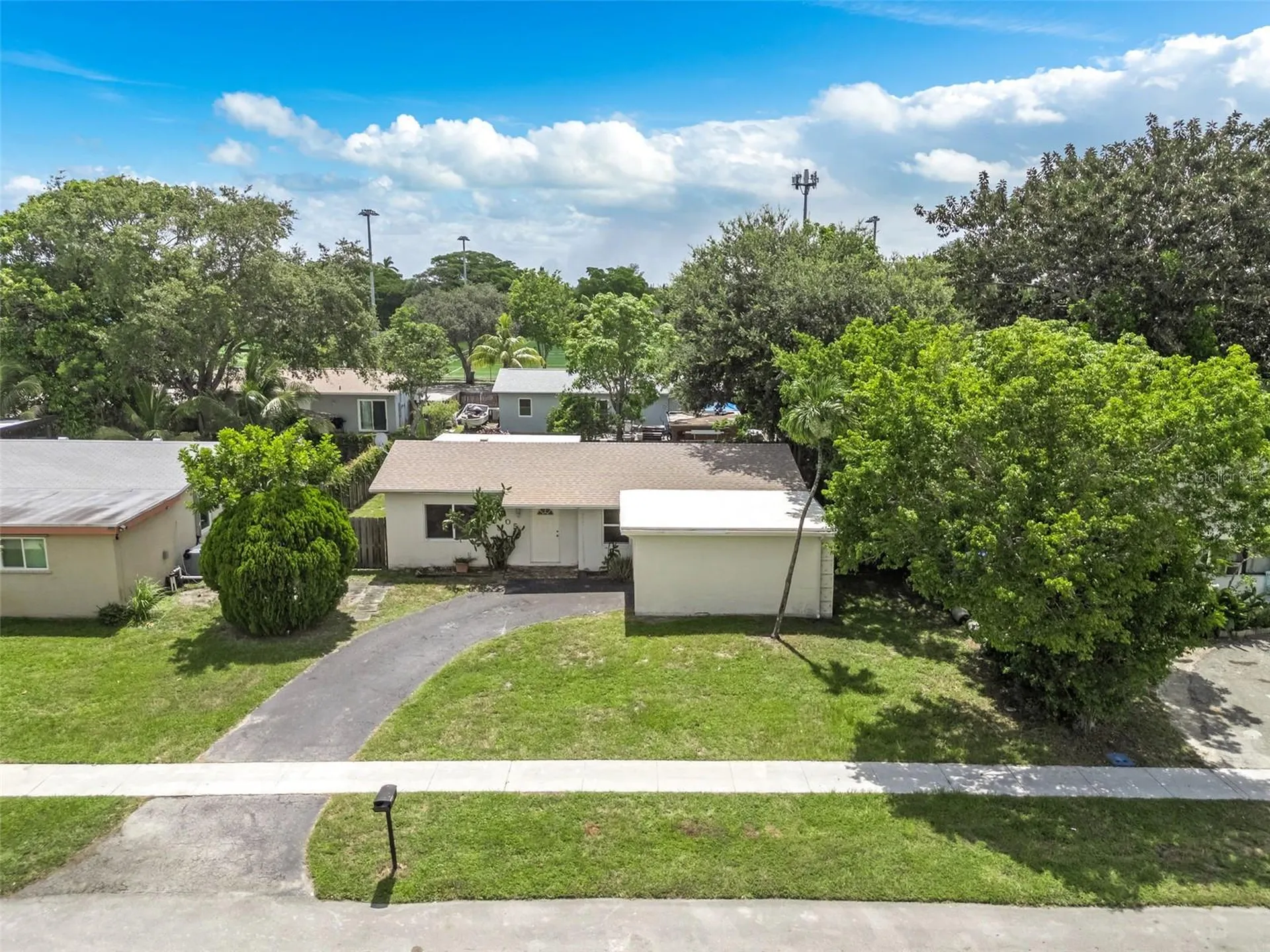 405 SW 77th Avenue North Lauderdale FL 33068