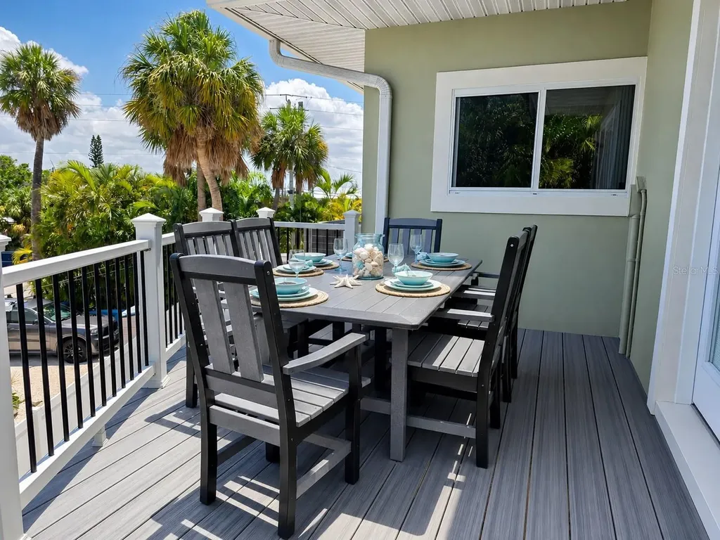 140 50th Street Holmes Beach FL 34217