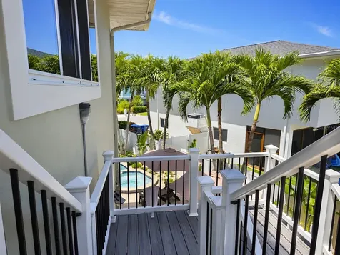 140 50th Street Holmes Beach FL 34217