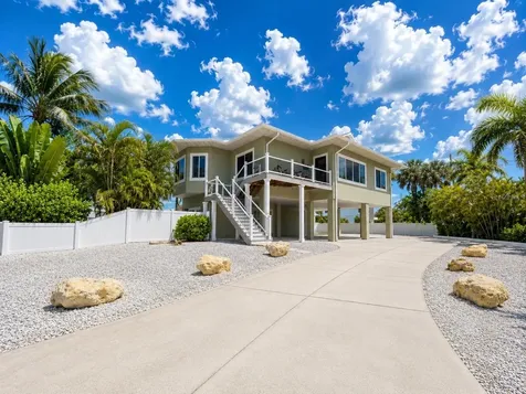 140 50th Street Holmes Beach FL 34217
