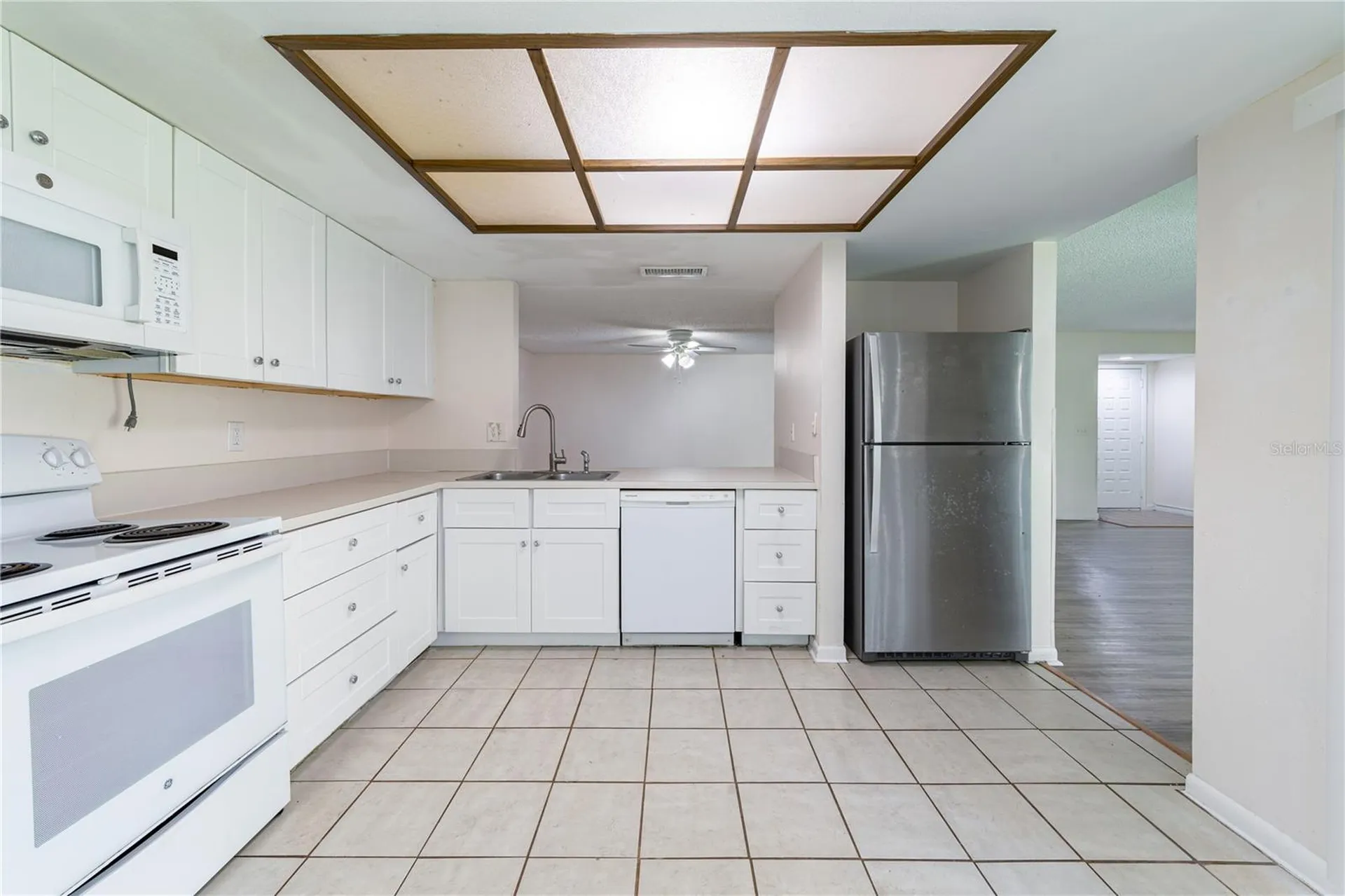 7873 Niagara Avenue Tampa FL 33617