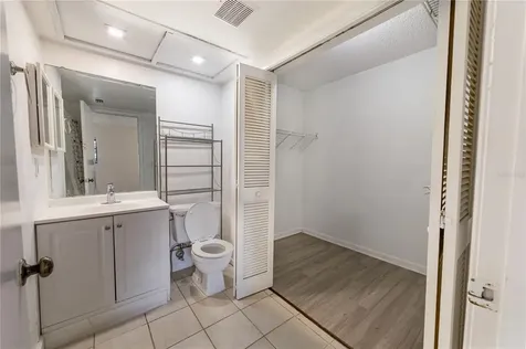 7873 Niagara Avenue Tampa FL 33617
