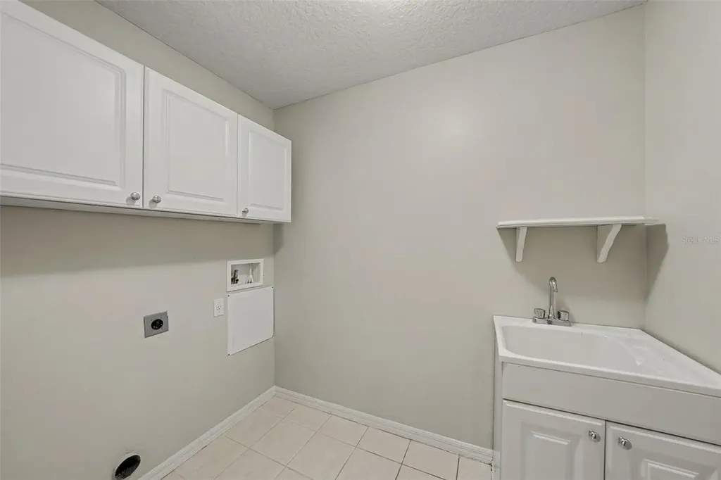 5146 New Savannah Circle Wesley Chapel FL 33545