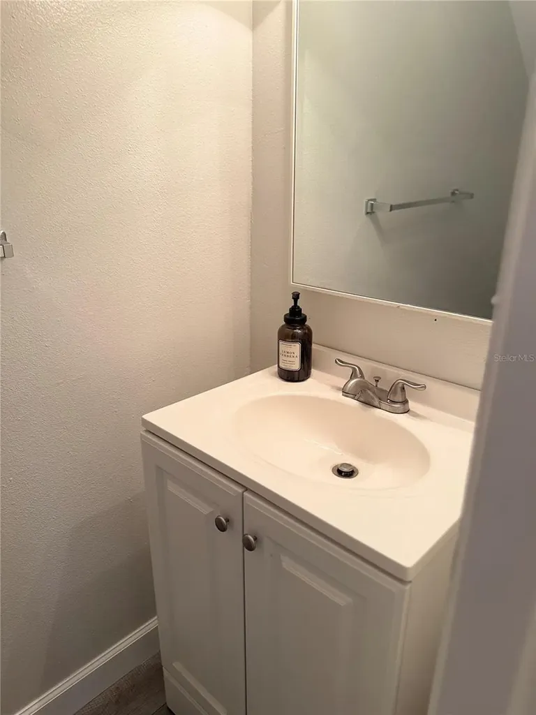 7128 Waterside Drive Tampa FL 33617