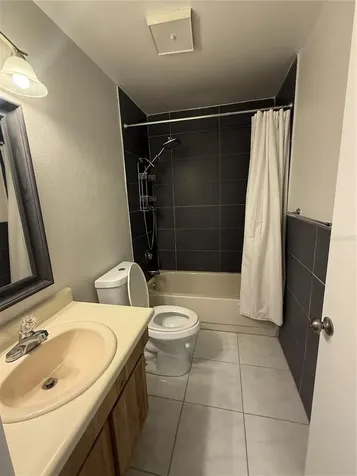 7128 Waterside Drive Tampa FL 33617