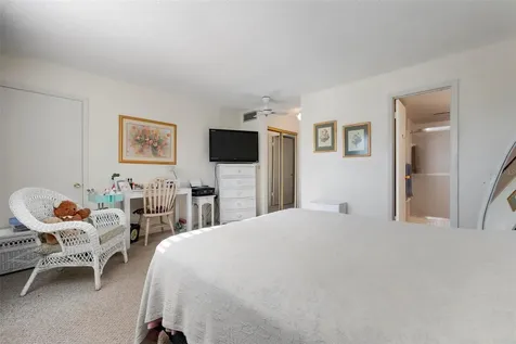 4040 Ironwood Circle Bradenton FL 34209