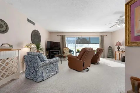 4040 Ironwood Circle Bradenton FL 34209