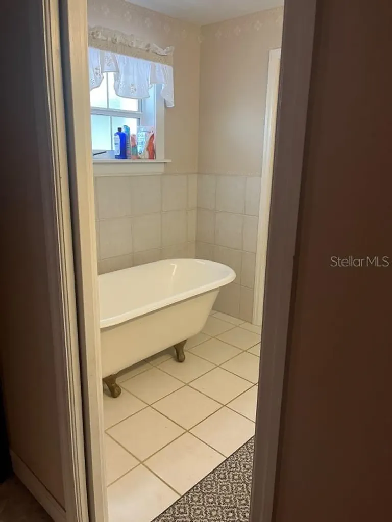 310 Clayton Road Auburndale FL 33823