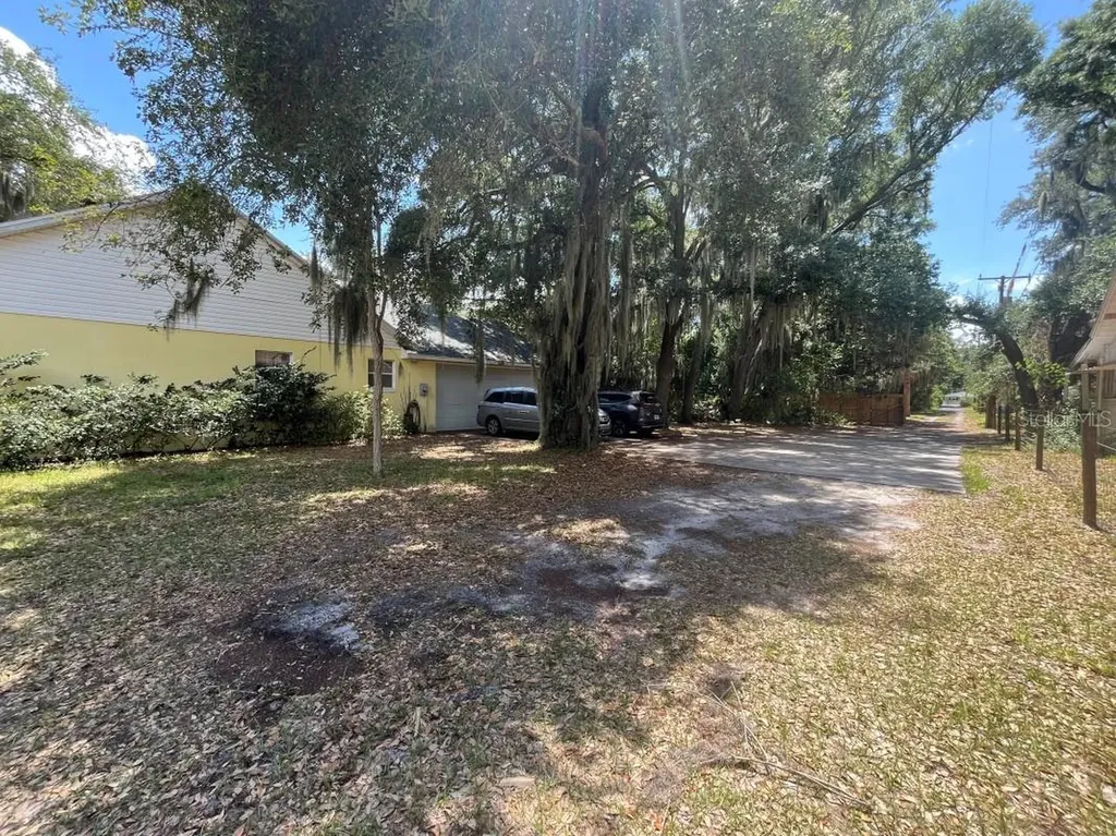 310 Clayton Road Auburndale FL 33823