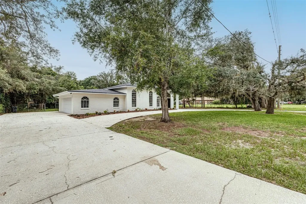 1955 Capps Road Lake Wales FL 33898