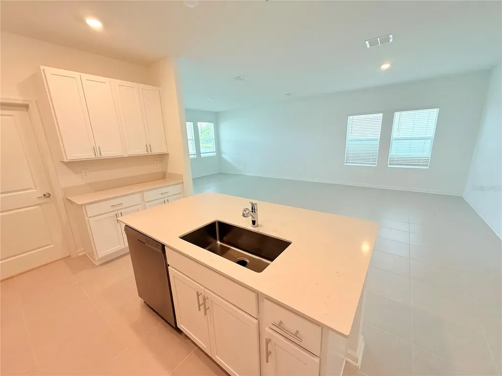 623 Terrapin Drive Debary FL 32713