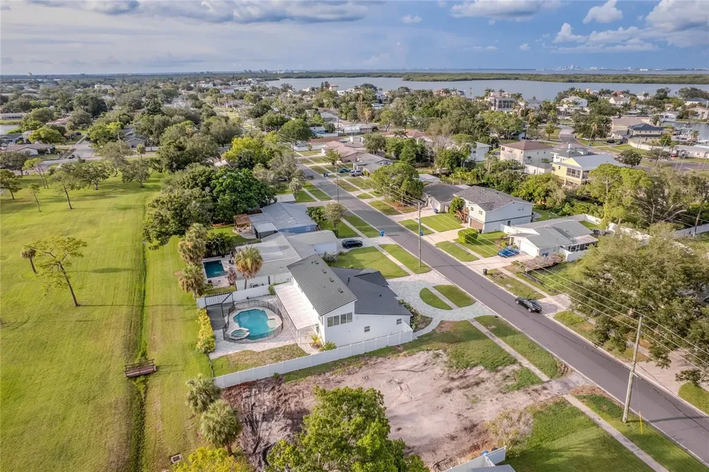 5400 Denver Street NE St Petersburg FL 33703