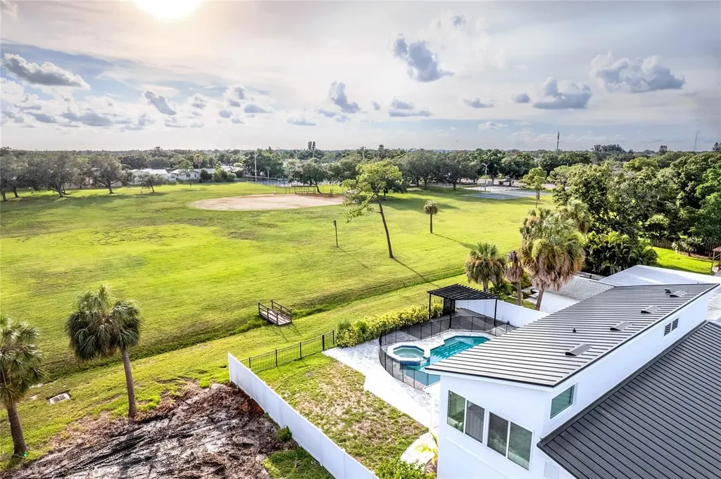 5400 Denver Street NE St Petersburg FL 33703