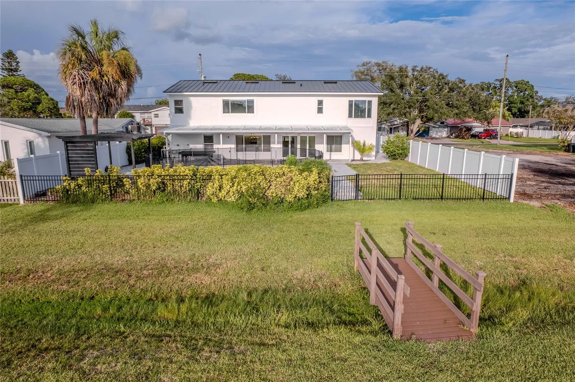 5400 Denver Street NE St Petersburg FL 33703