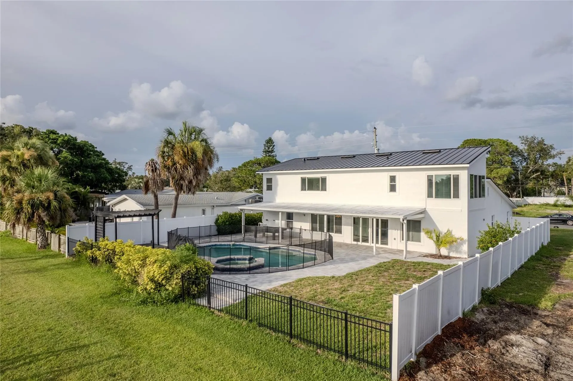 5400 Denver Street NE St Petersburg FL 33703