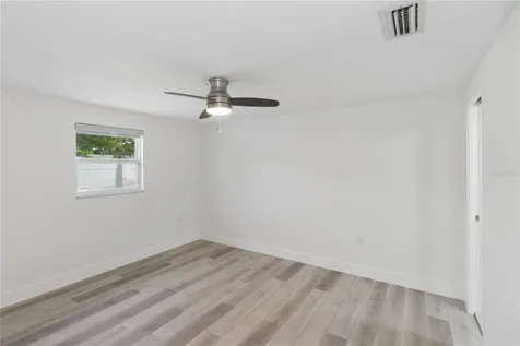 5400 Denver Street NE St Petersburg FL 33703