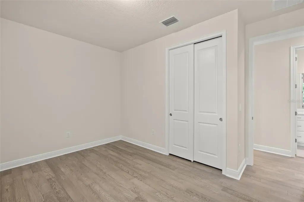 5690 Long Shore Loop Sarasota FL 34238