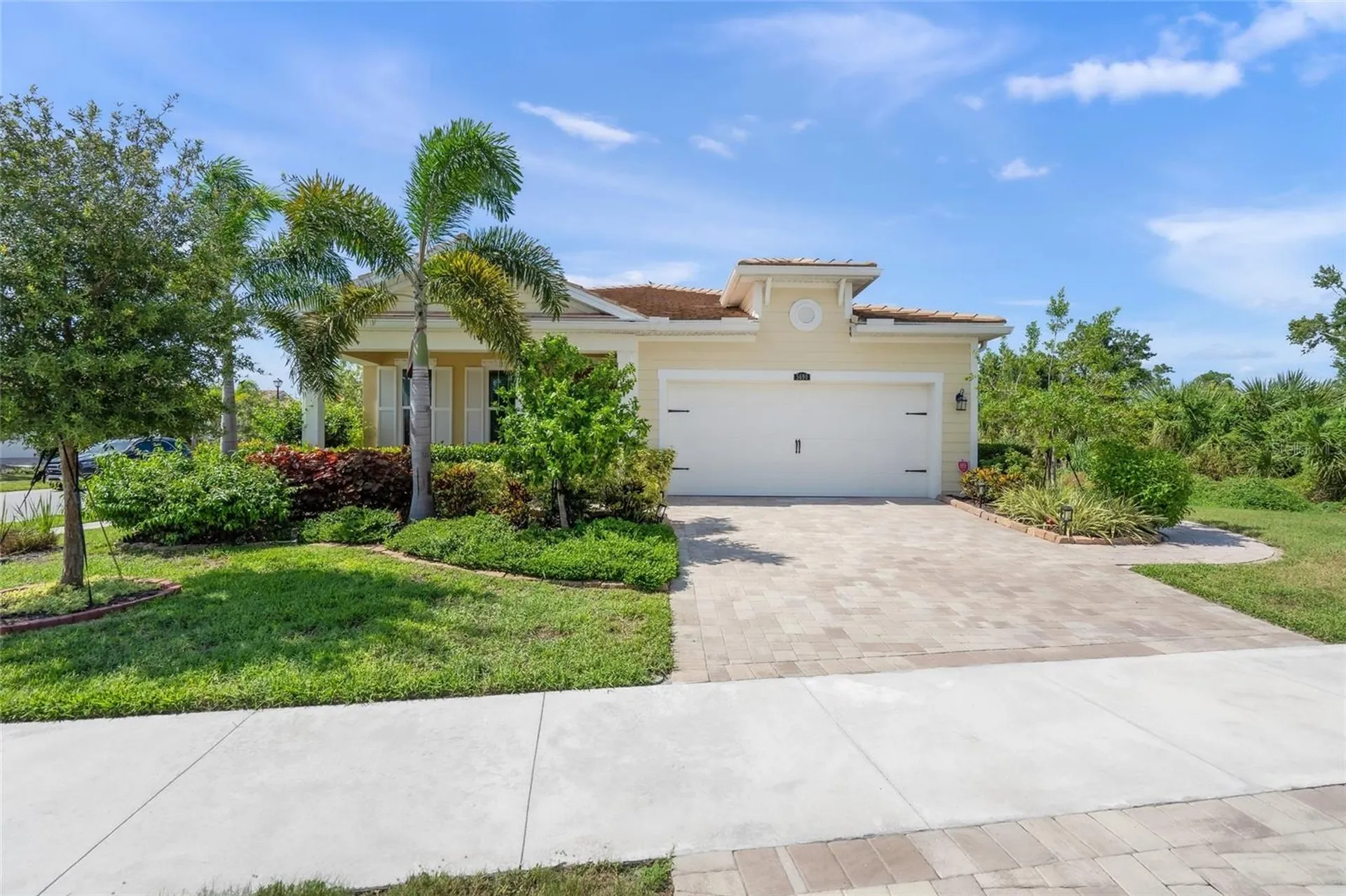 5690 Long Shore Loop Sarasota FL 34238