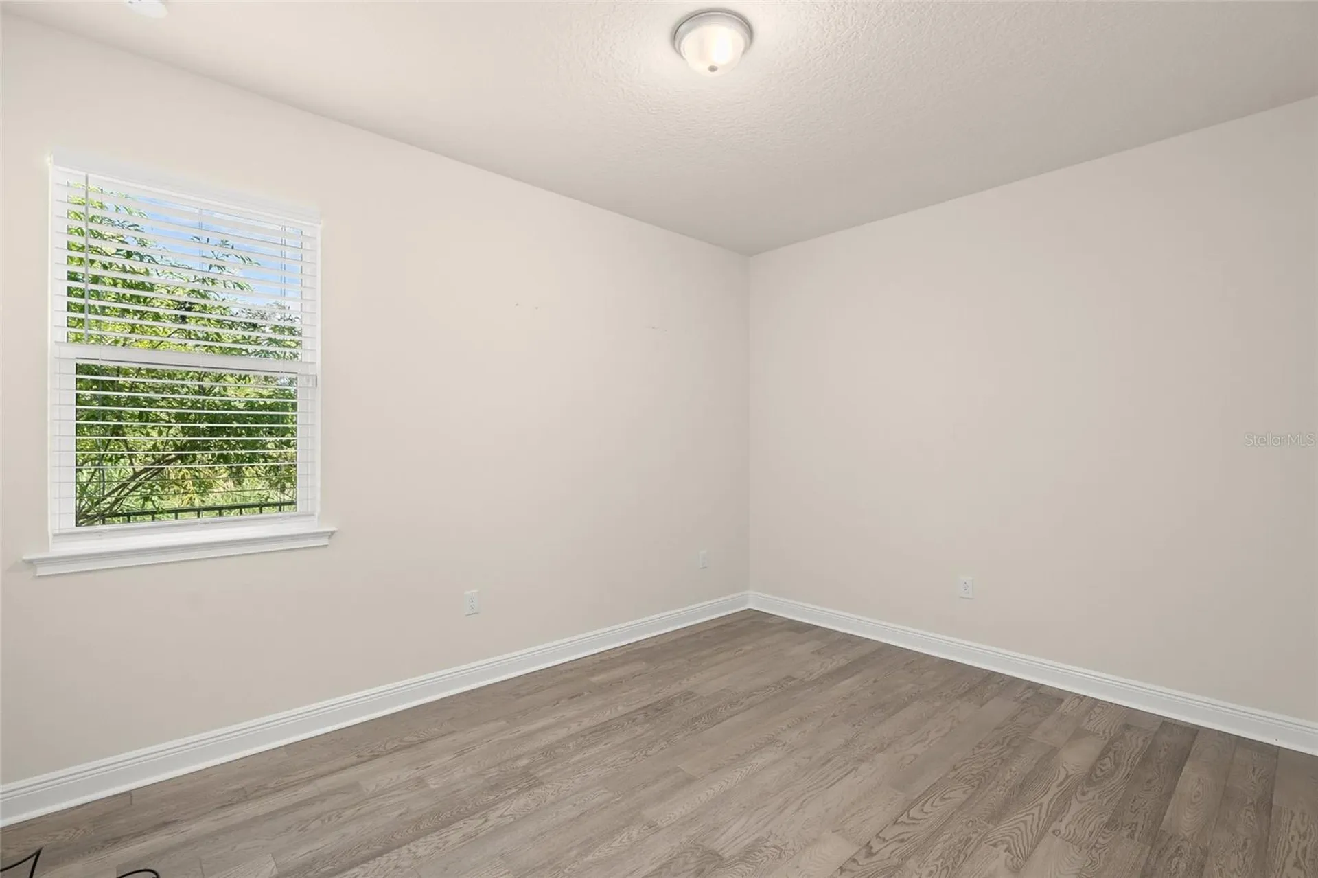 5690 Long Shore Loop Sarasota FL 34238