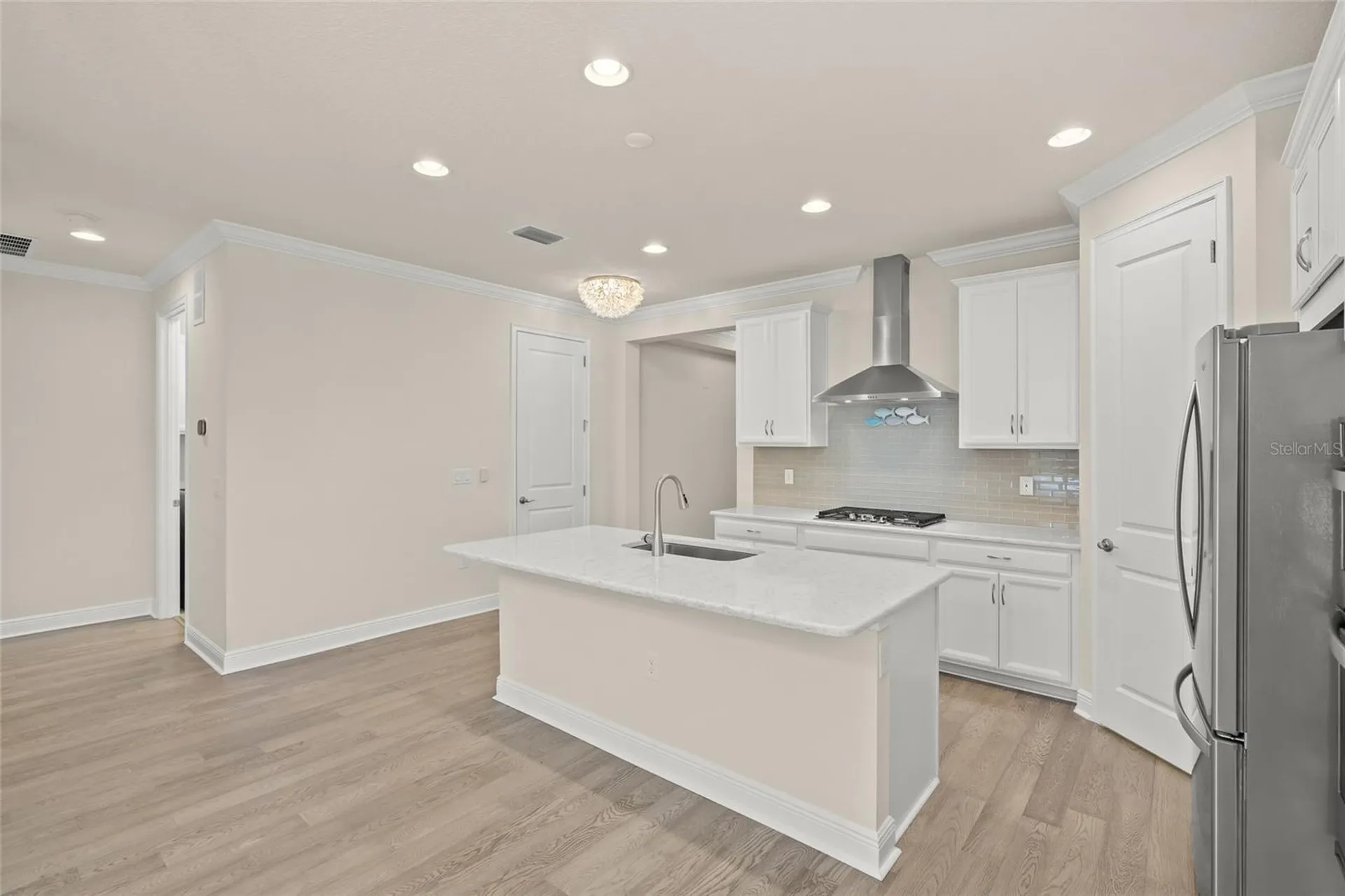 5690 Long Shore Loop Sarasota FL 34238