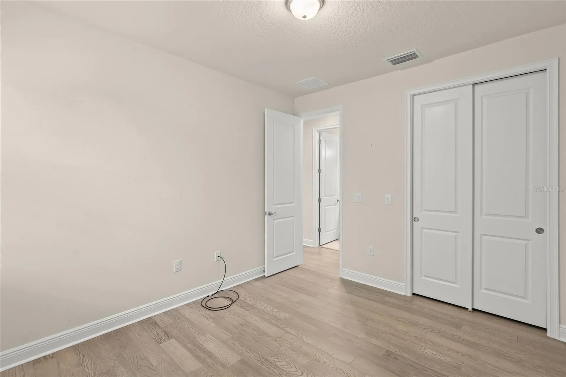 5690 Long Shore Loop Sarasota FL 34238
