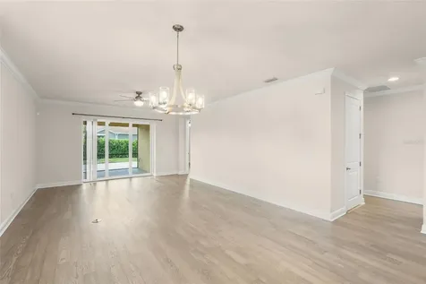 5690 Long Shore Loop Sarasota FL 34238