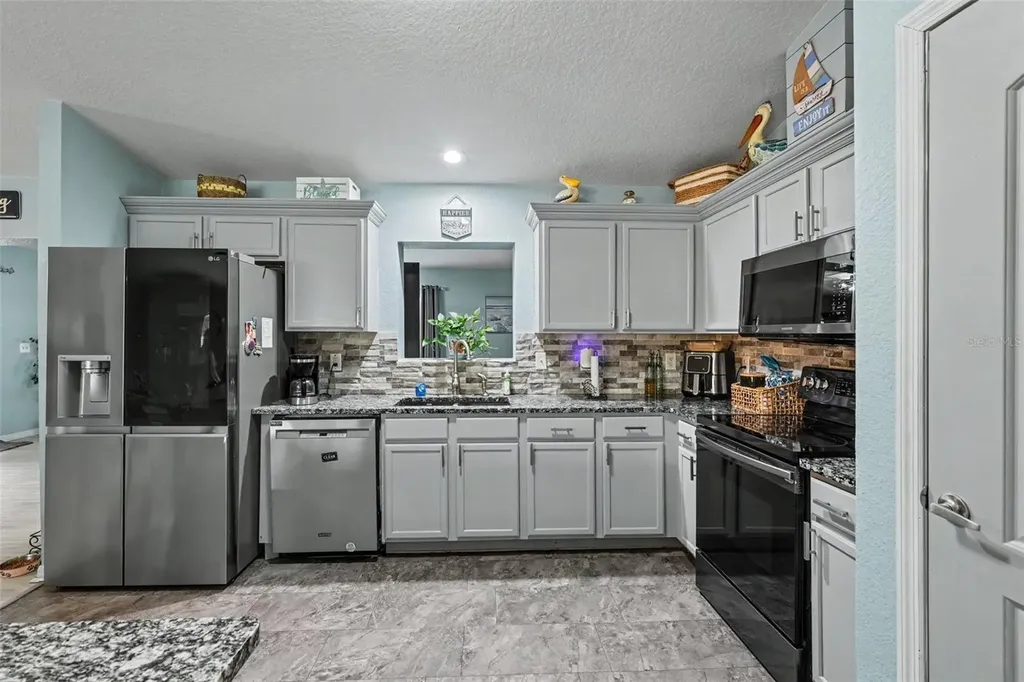 18018 SW 68th Loop Dunnellon FL 34432