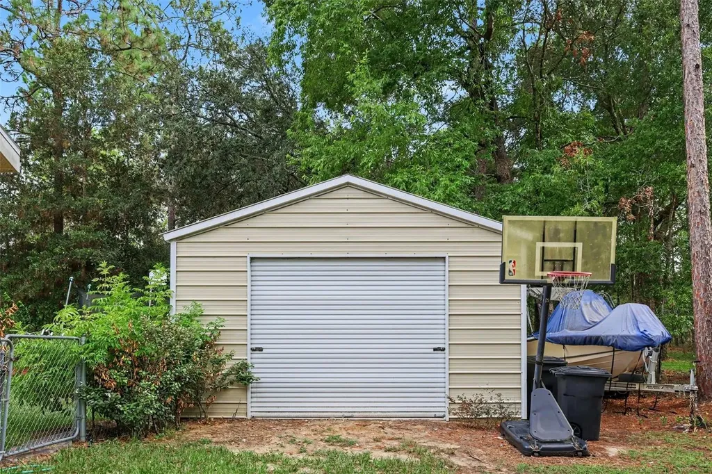 18018 SW 68th Loop Dunnellon FL 34432