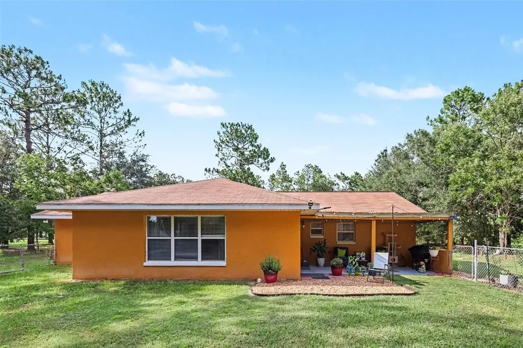 18018 SW 68th Loop Dunnellon FL 34432