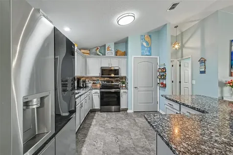 18018 SW 68th Loop Dunnellon FL 34432
