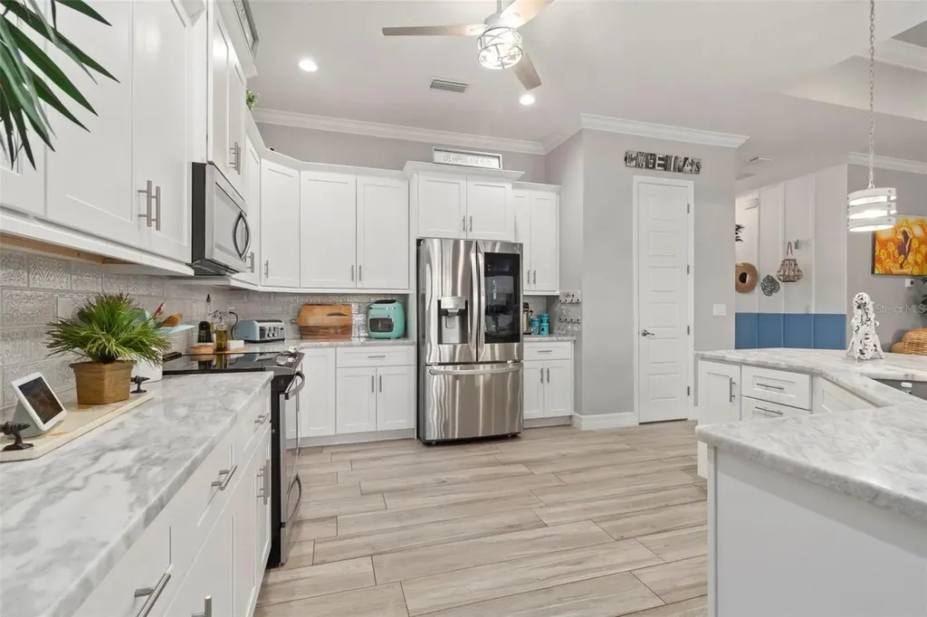 5418 56th Court E Bradenton FL 34203