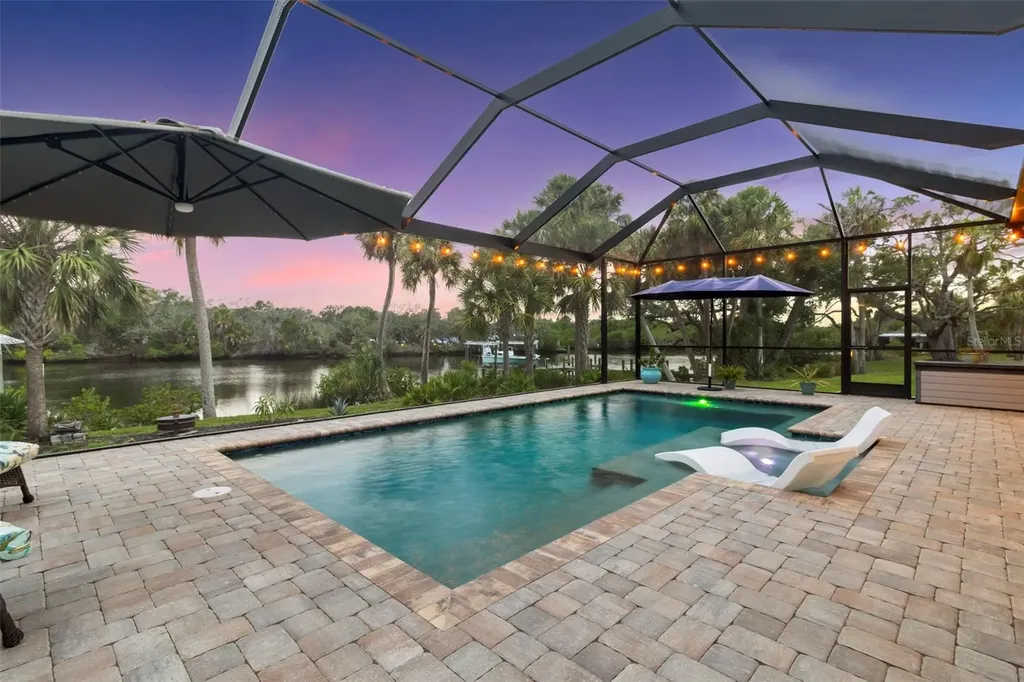 5418 56th Court E Bradenton FL 34203