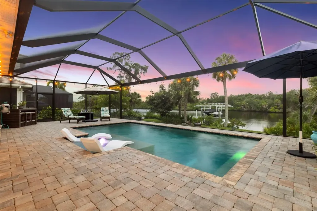 5418 56th Court E Bradenton FL 34203