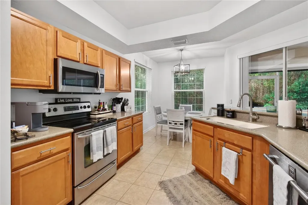 852 Lantern Way Clearwater FL 33765
