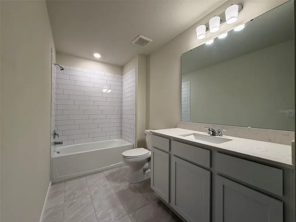 2803 Stunning Avenue Davenport FL 33896