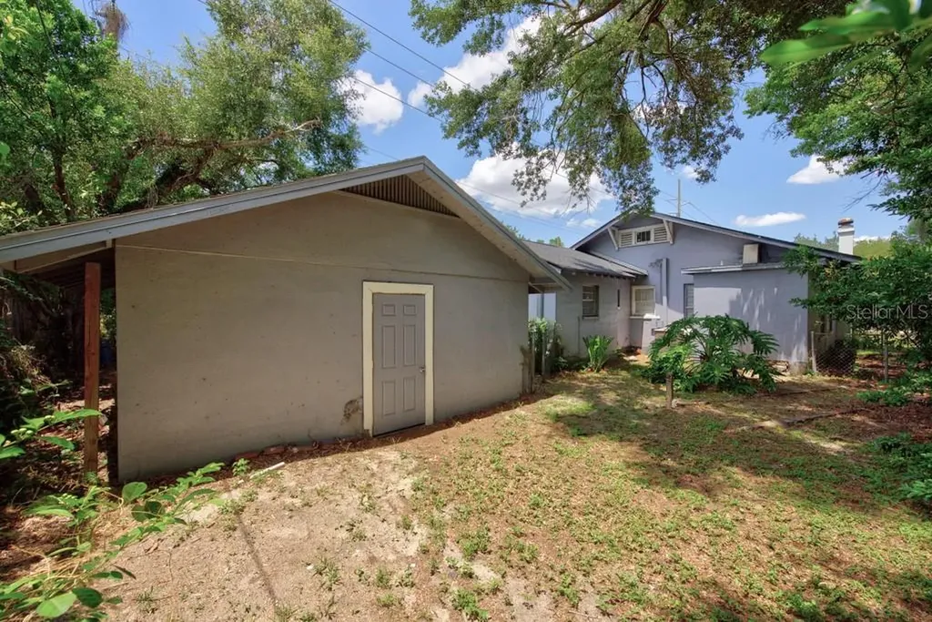 6020 N Flora Vista Avenue Tampa FL 33604
