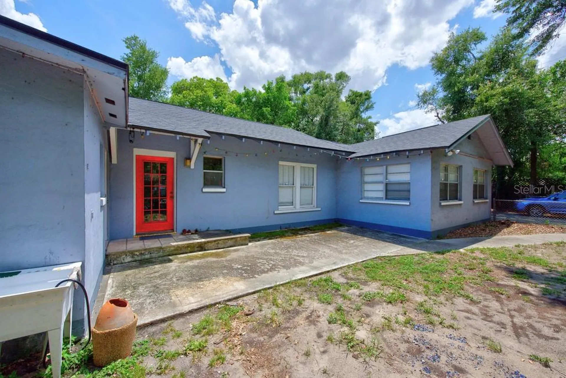 6020 N Flora Vista Avenue Tampa FL 33604