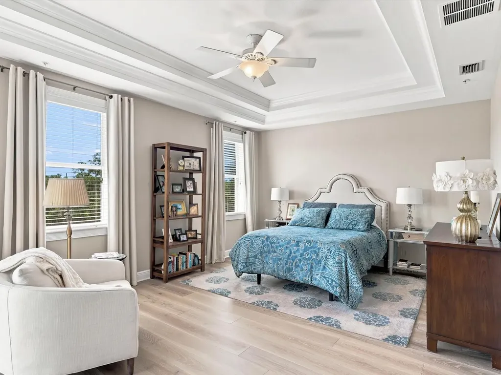 5122 Manorwood Drive Sarasota FL 34235