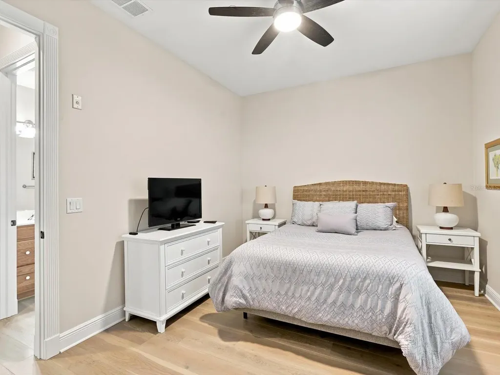 5122 Manorwood Drive Sarasota FL 34235