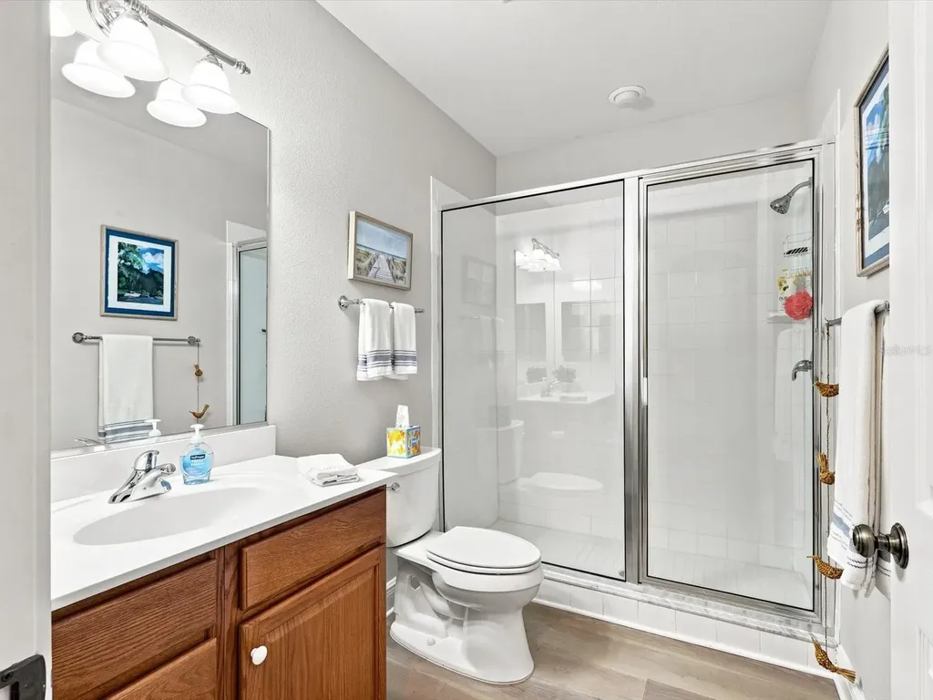 5122 Manorwood Drive Sarasota FL 34235