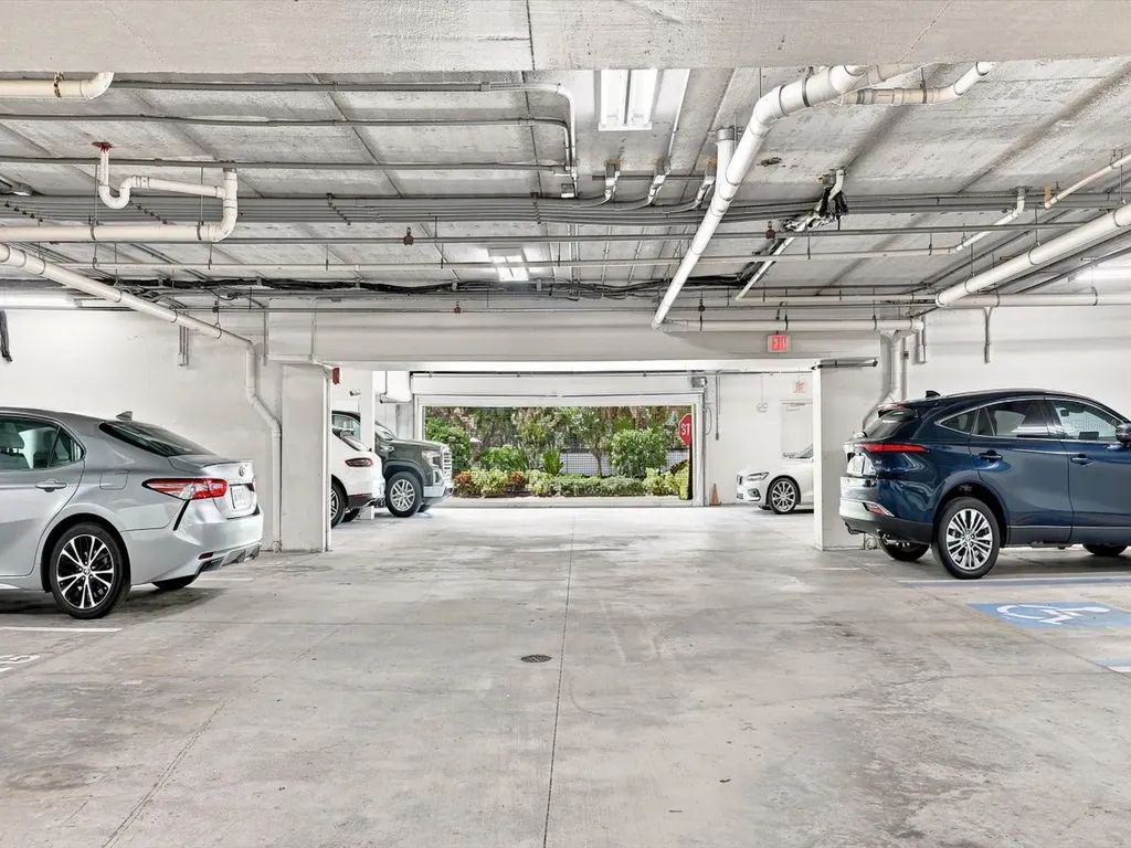 5122 Manorwood Drive Sarasota FL 34235
