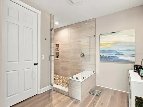 5122 Manorwood Drive Sarasota FL 34235
