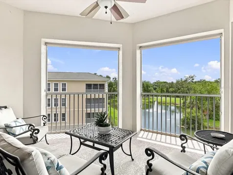 5122 Manorwood Drive Sarasota FL 34235