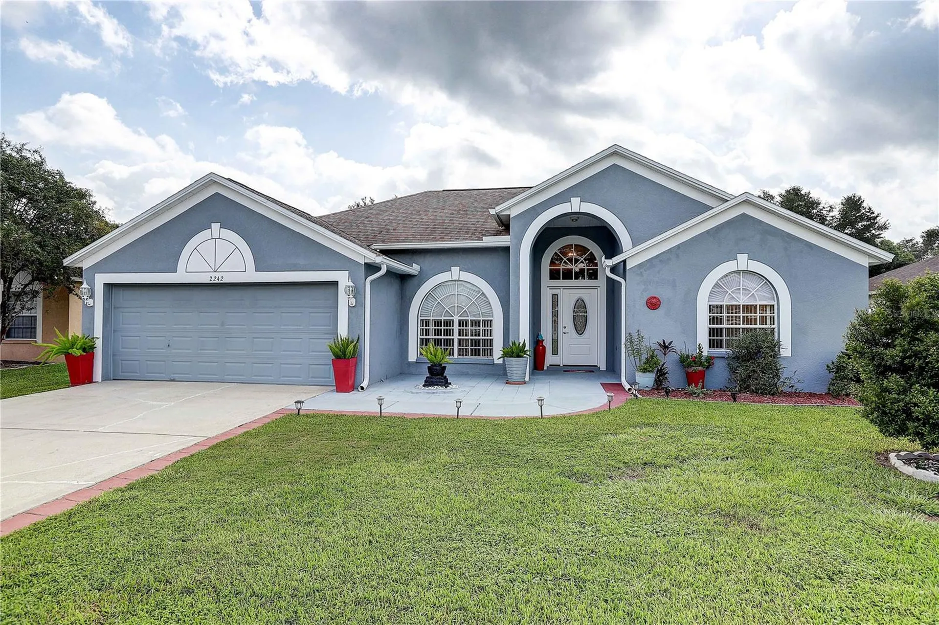 2242 Towering Oaks Circle Seffner FL 33584