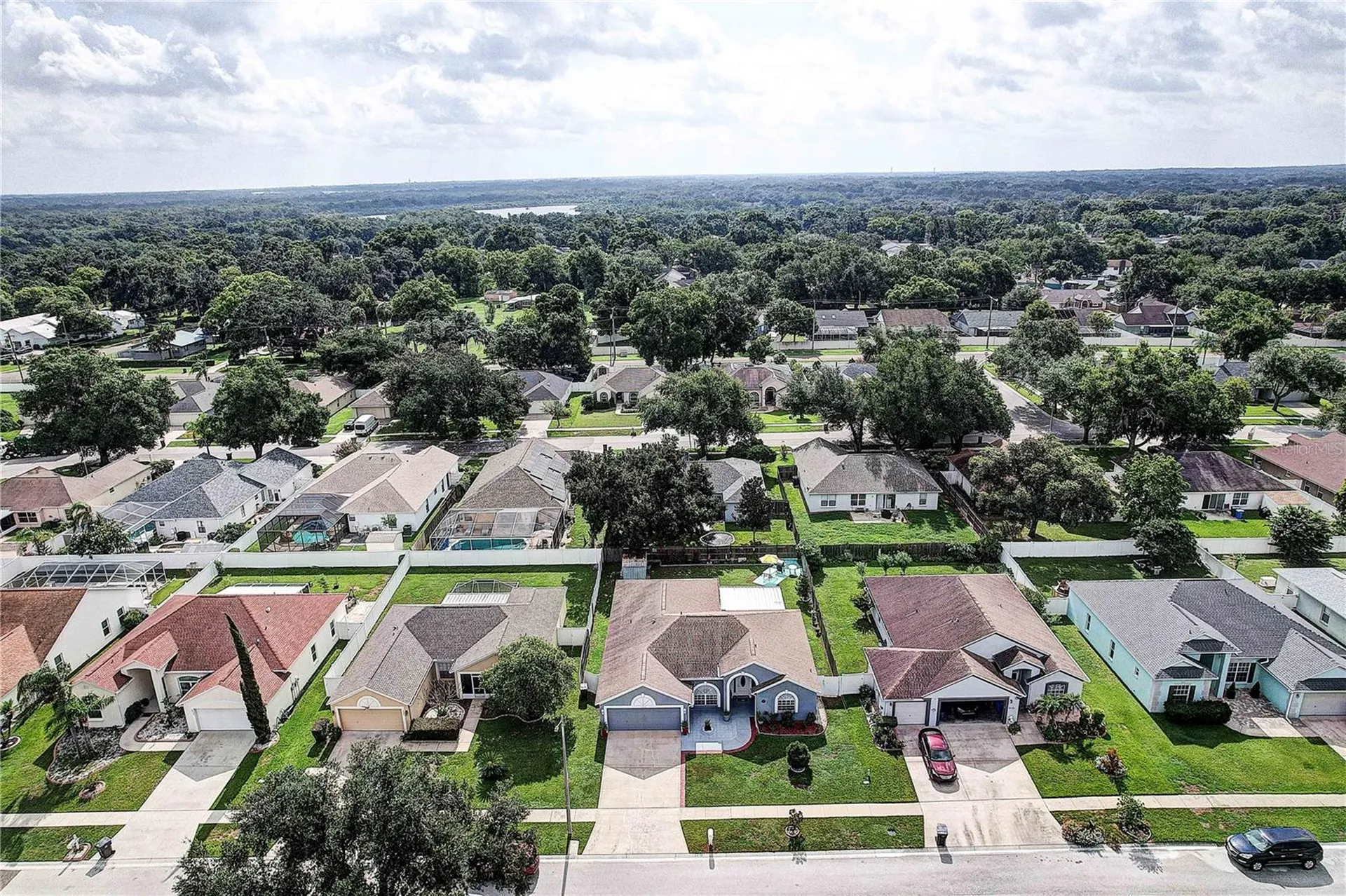 2242 Towering Oaks Circle Seffner FL 33584